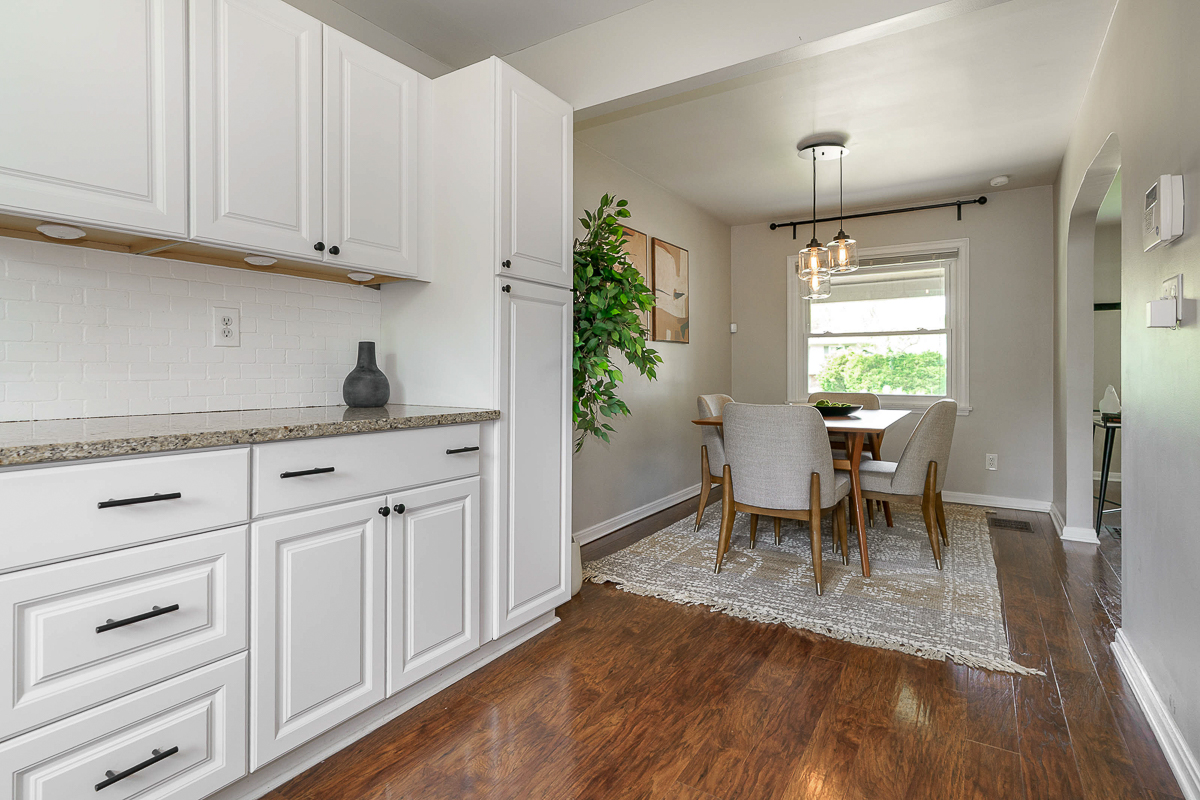 308 N Stanwood Rd-31