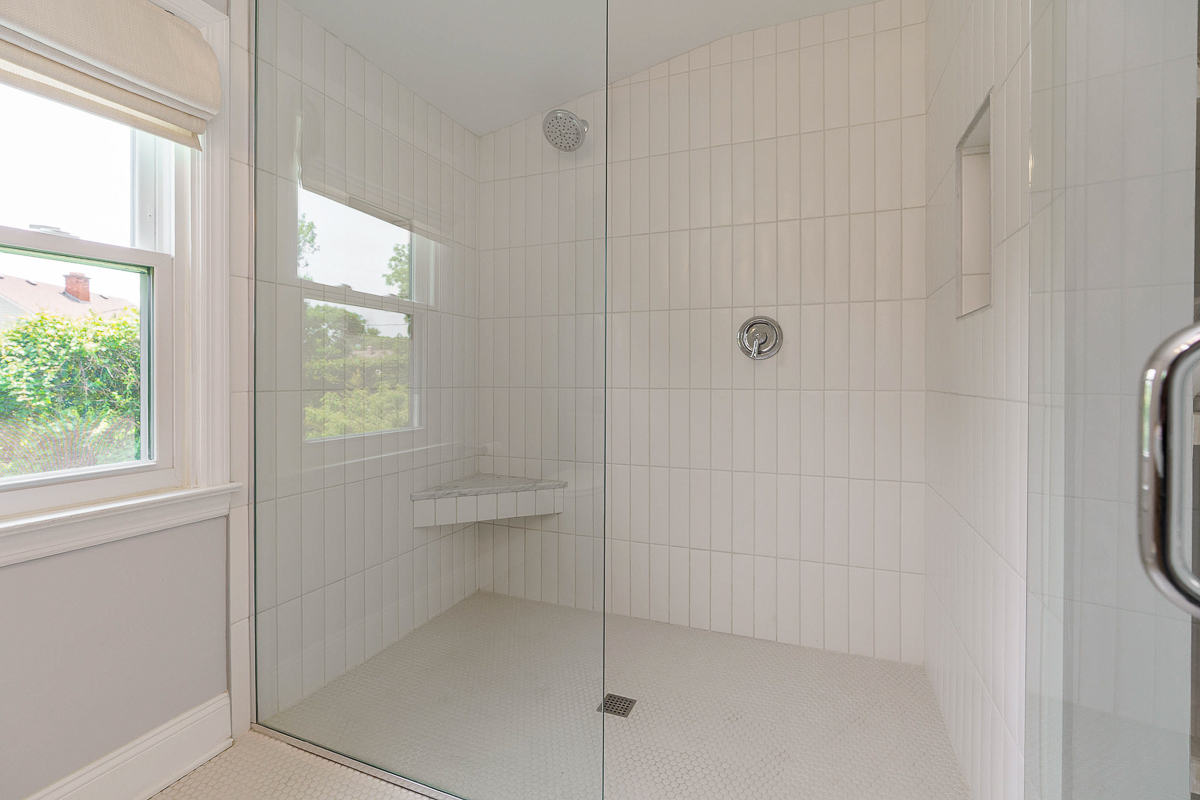 308 N Stanwood Rd-46