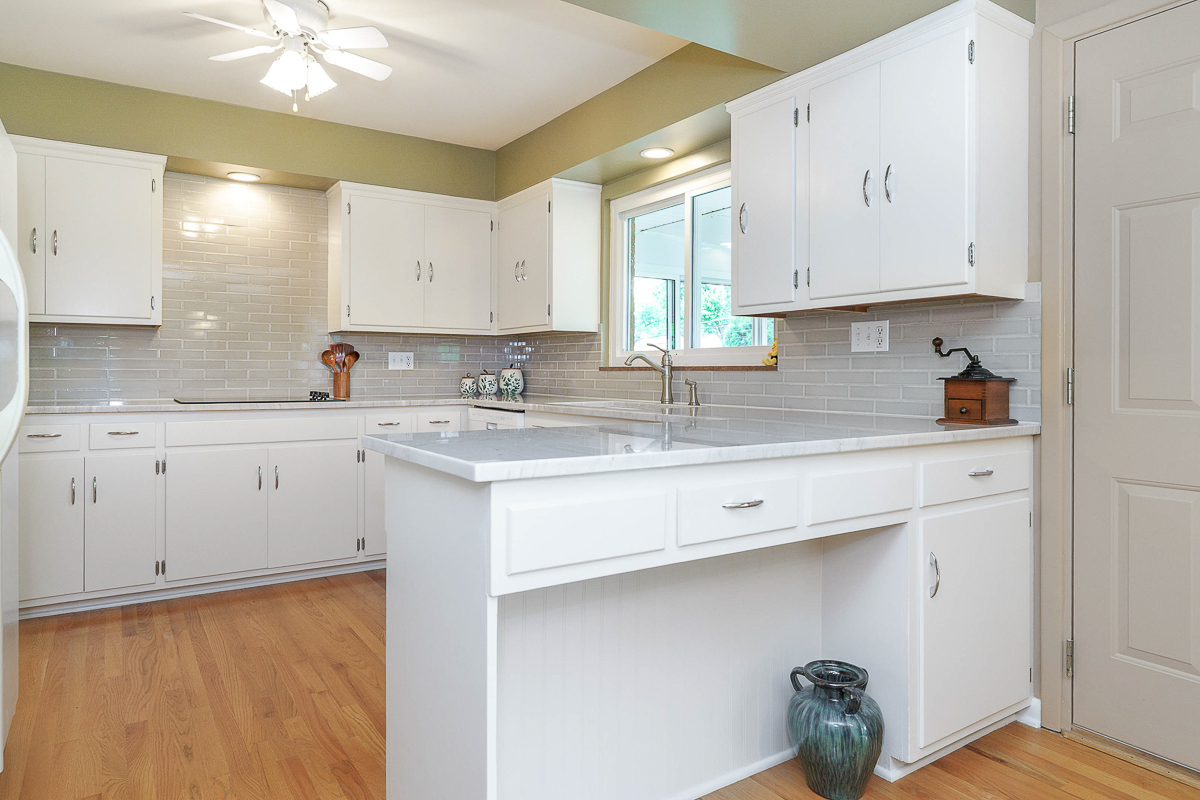 316 Charleston Ave-24