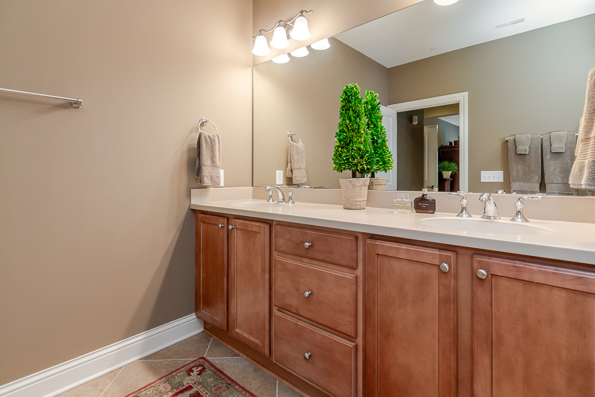 3175 Tremont Rd #611-25