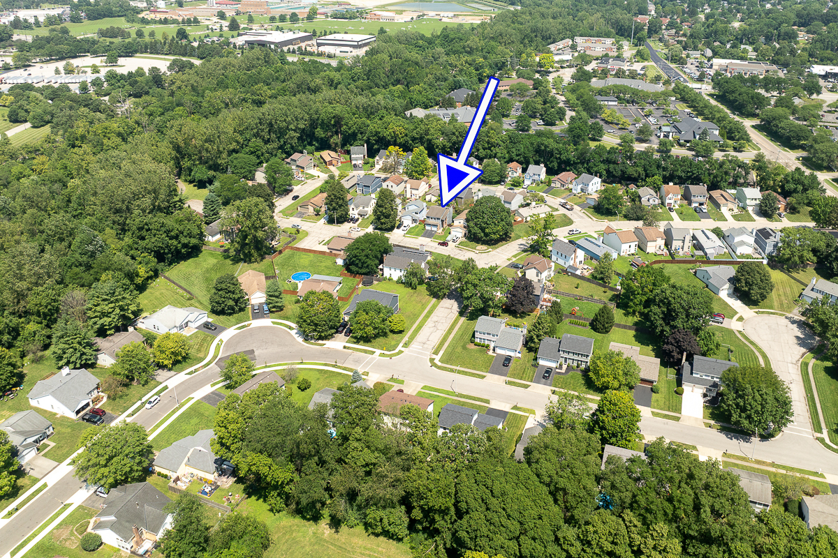 324 Meadowside Court-3