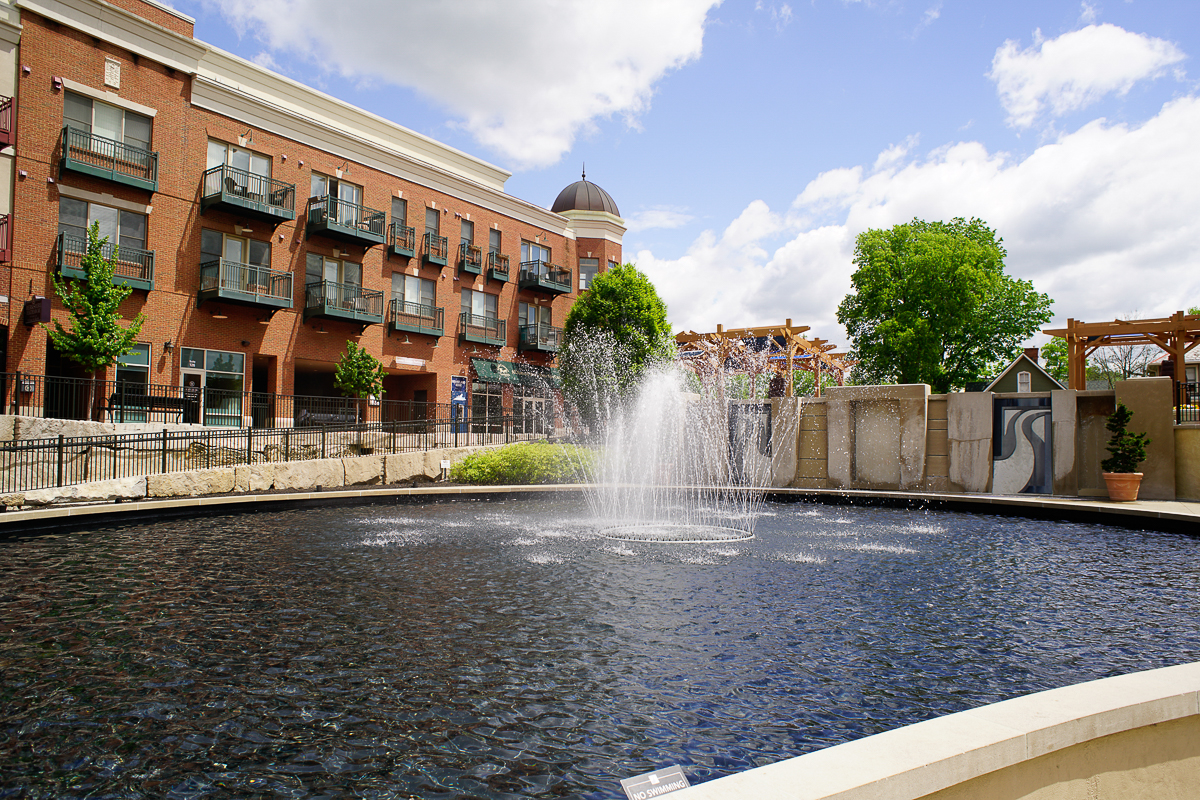 324 Meadowside Court-45