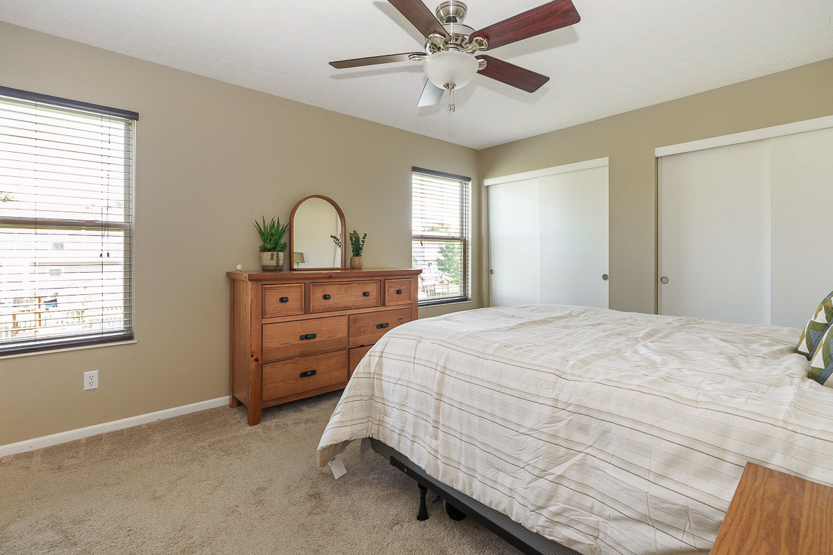 3281 Darby Glen Blvd-33