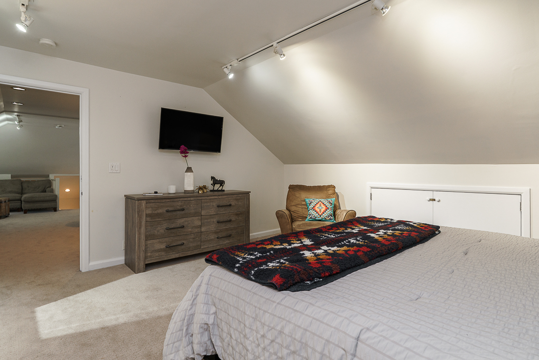 336 s Columbia Ave-127