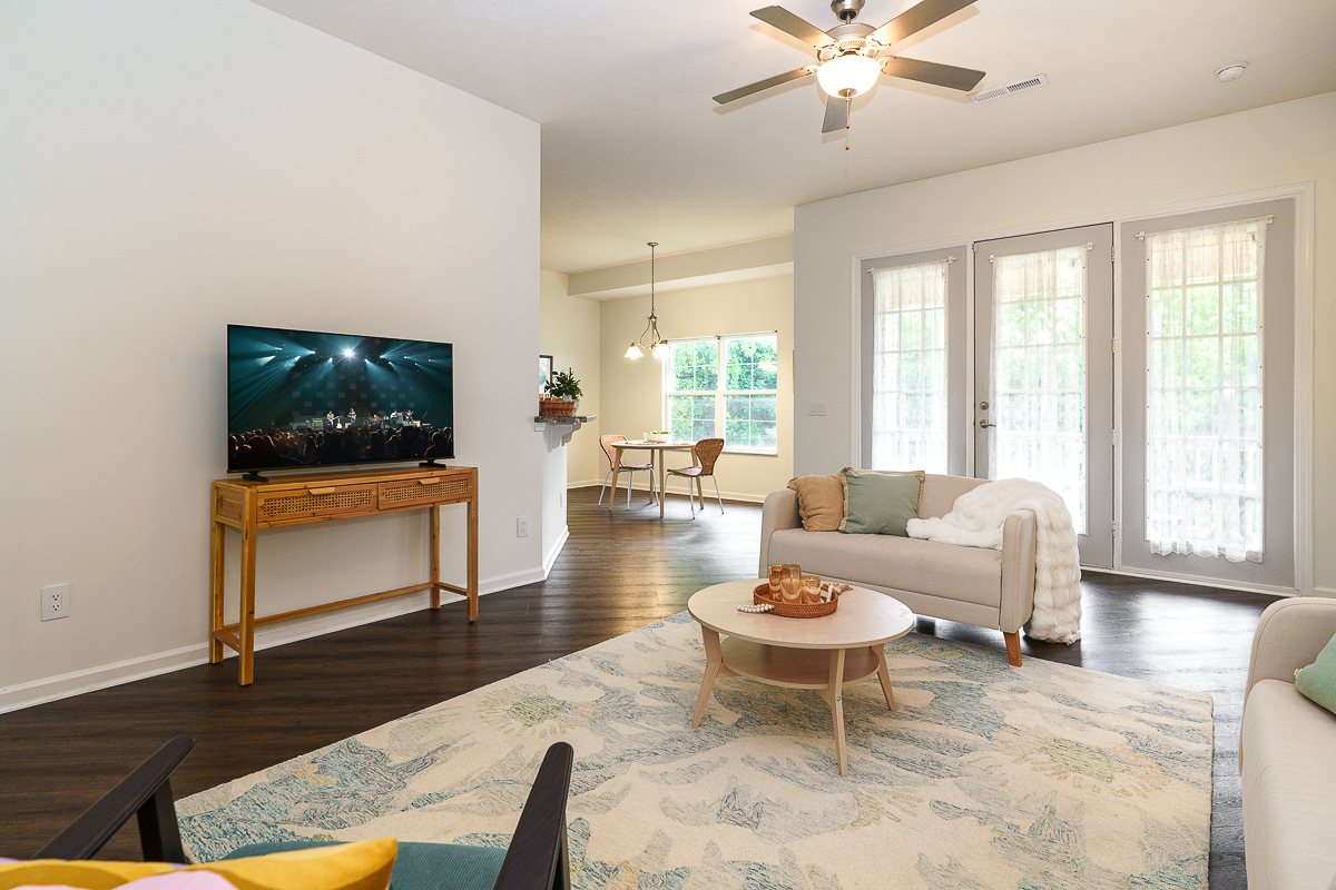 3679 Birkland Cir-15