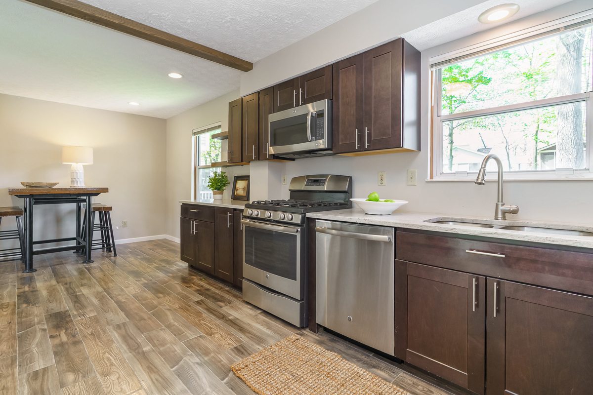 3706 Whitworth Way-15