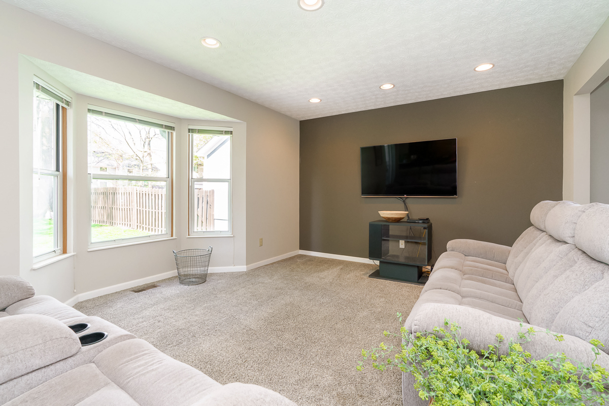 3706 Whitworth Way-21