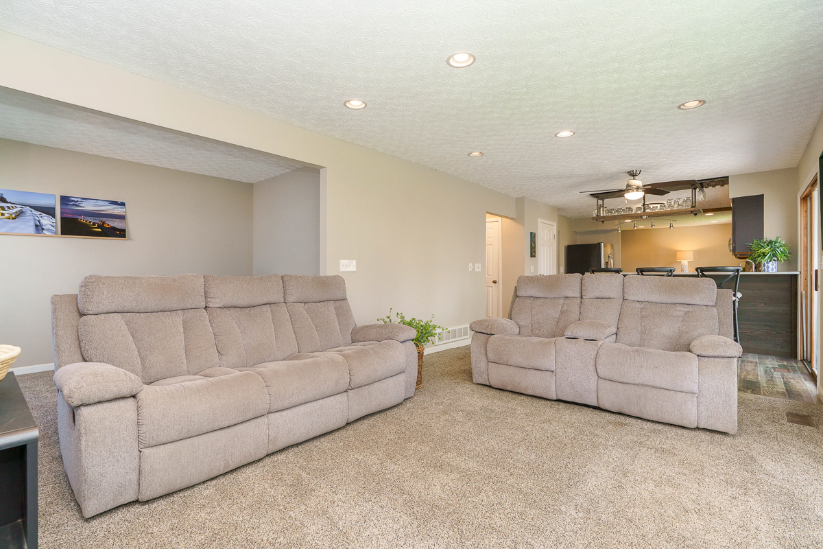 3706 Whitworth Way-23