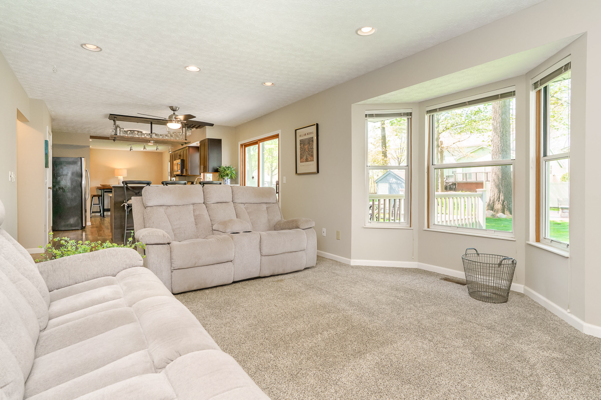 3706 Whitworth Way-25