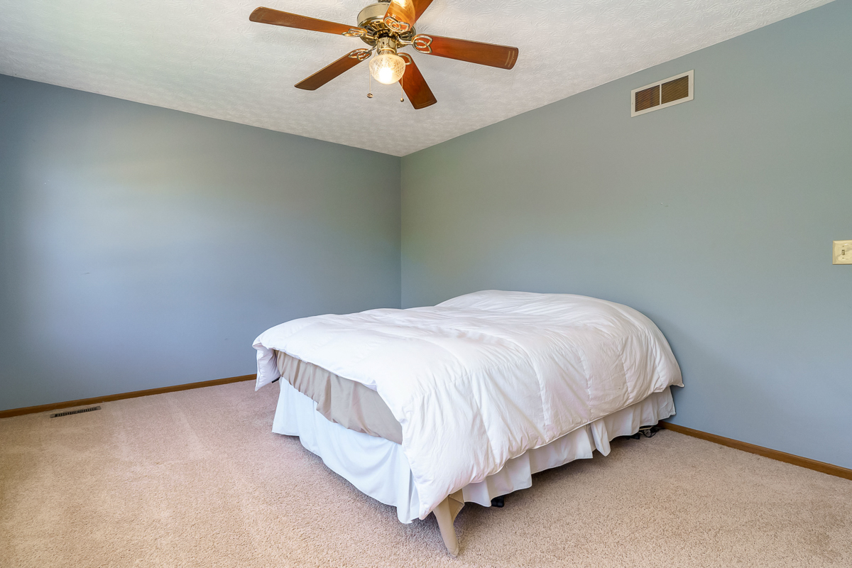 3706 Whitworth Way-30