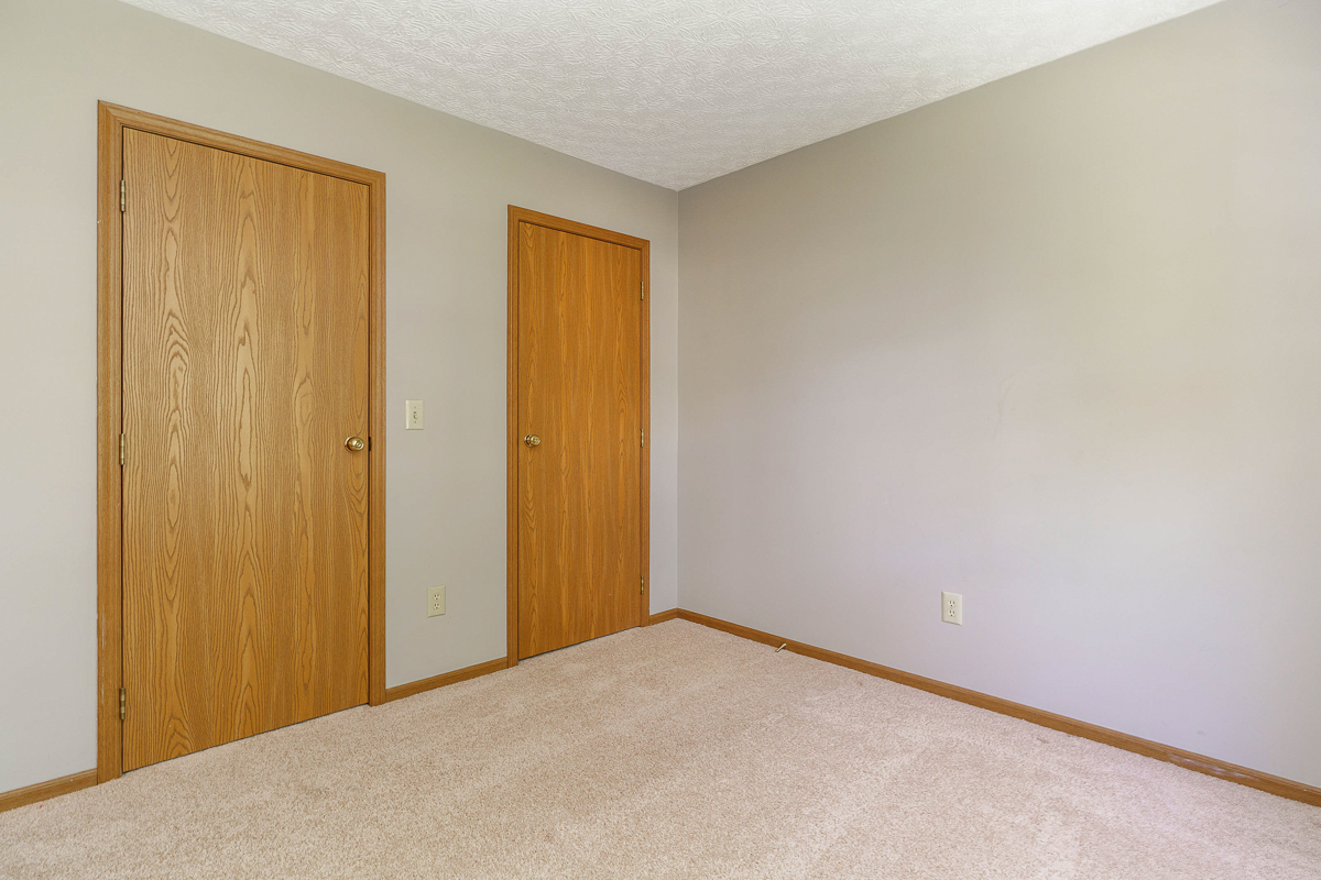 3706 Whitworth Way-35