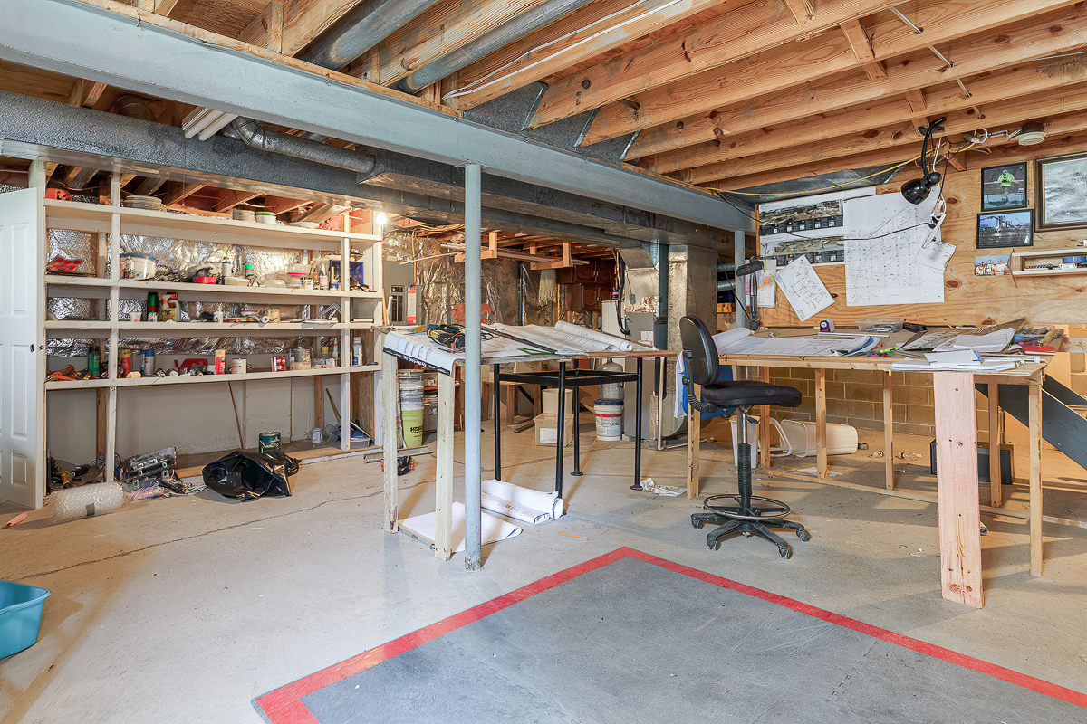 3706 Whitworth Way-9