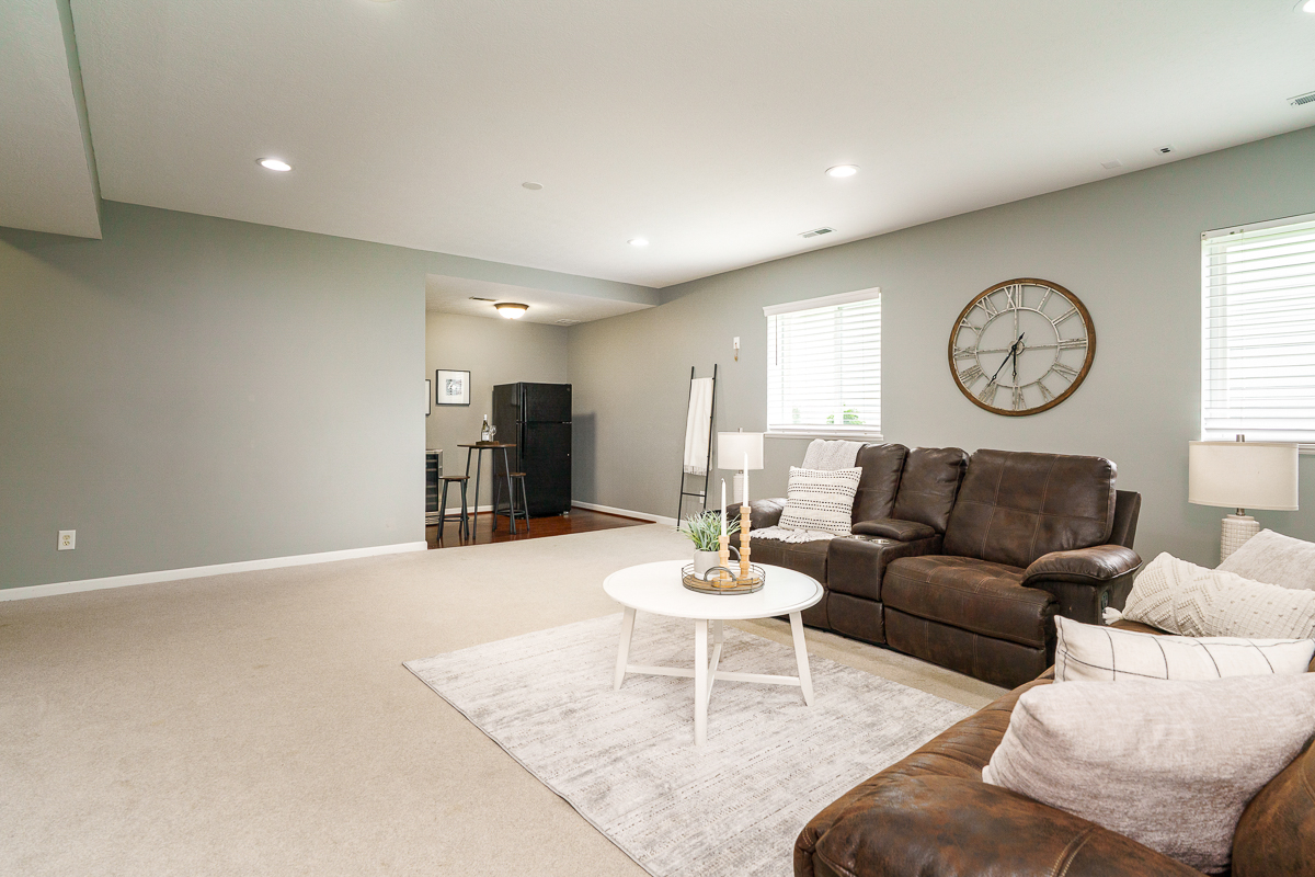 3798 Pine Bank Dr-14