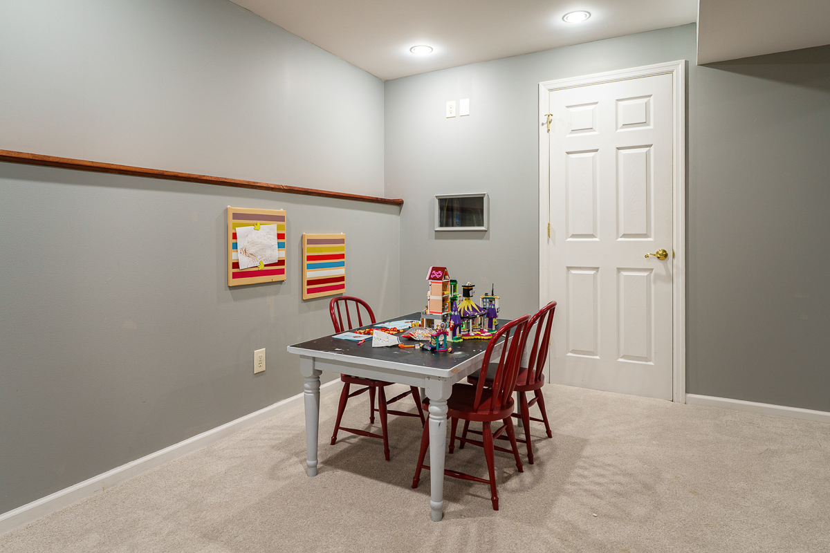 3798 Pine Bank Dr-17