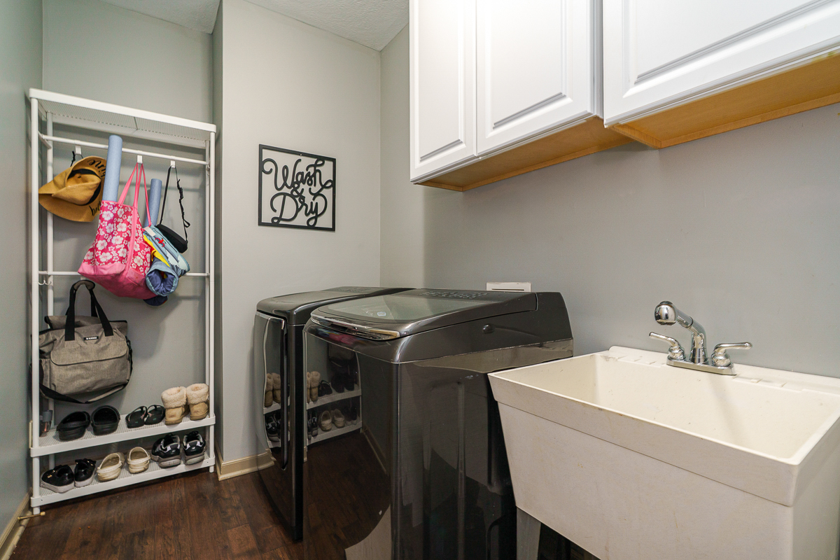 3798 Pine Bank Dr-22