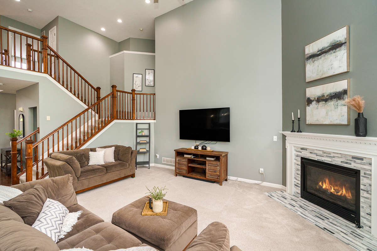 3798 Pine Bank Dr-28