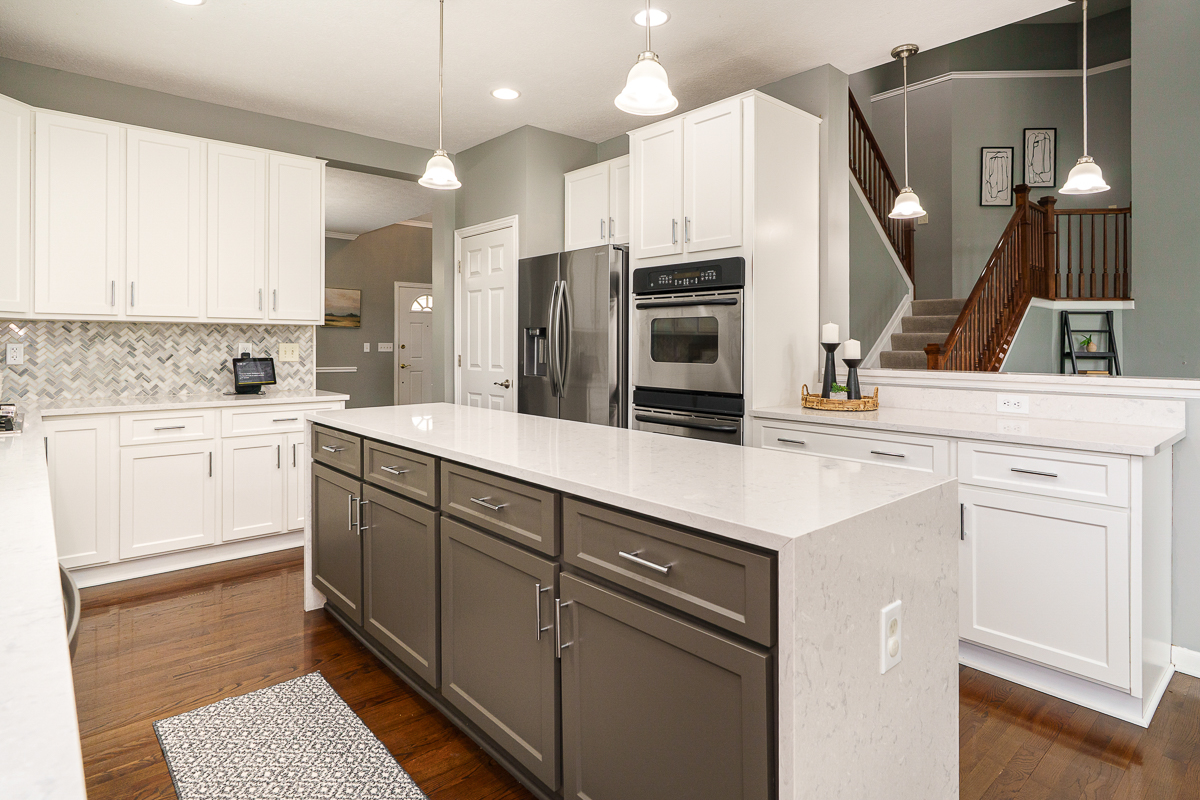 3798 Pine Bank Dr-33