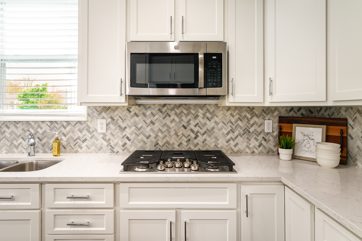 3798 Pine Bank Dr-36