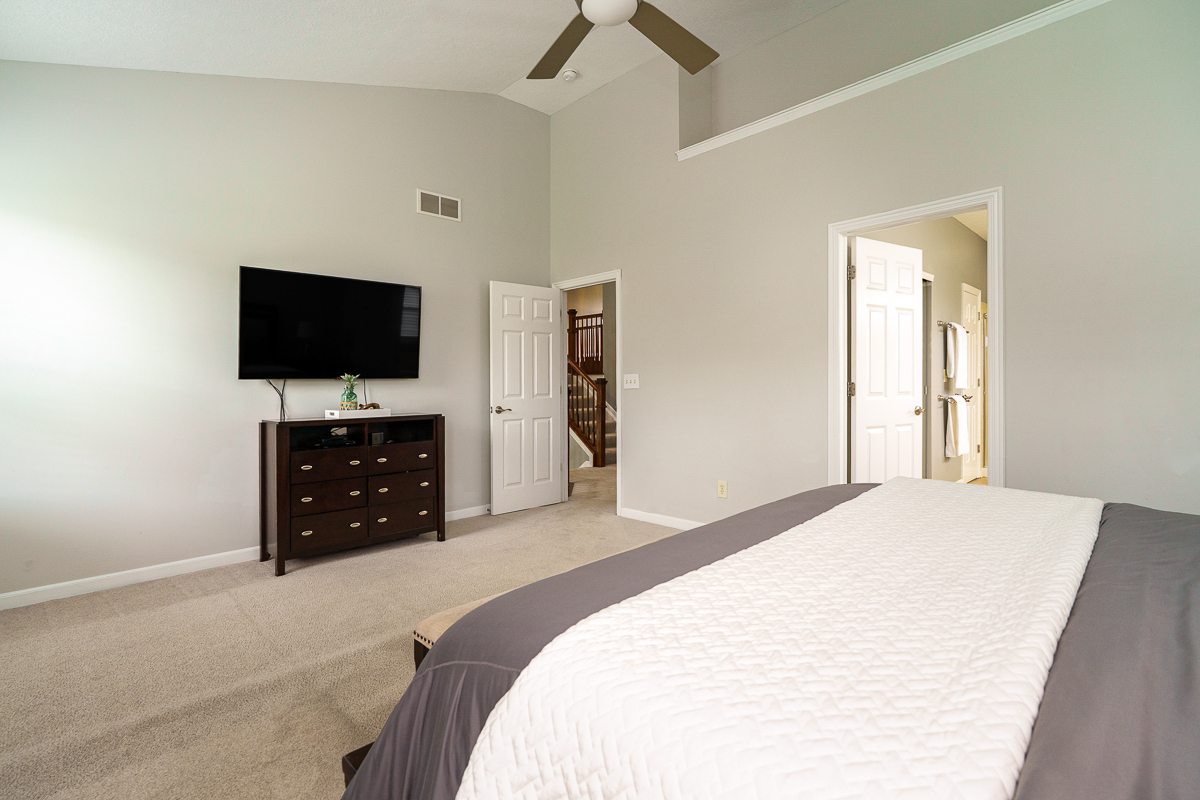 3798 Pine Bank Dr-41