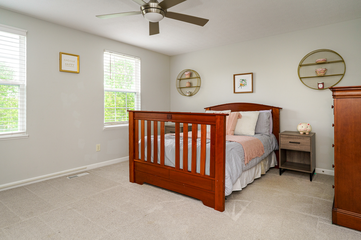 3798 Pine Bank Dr-48