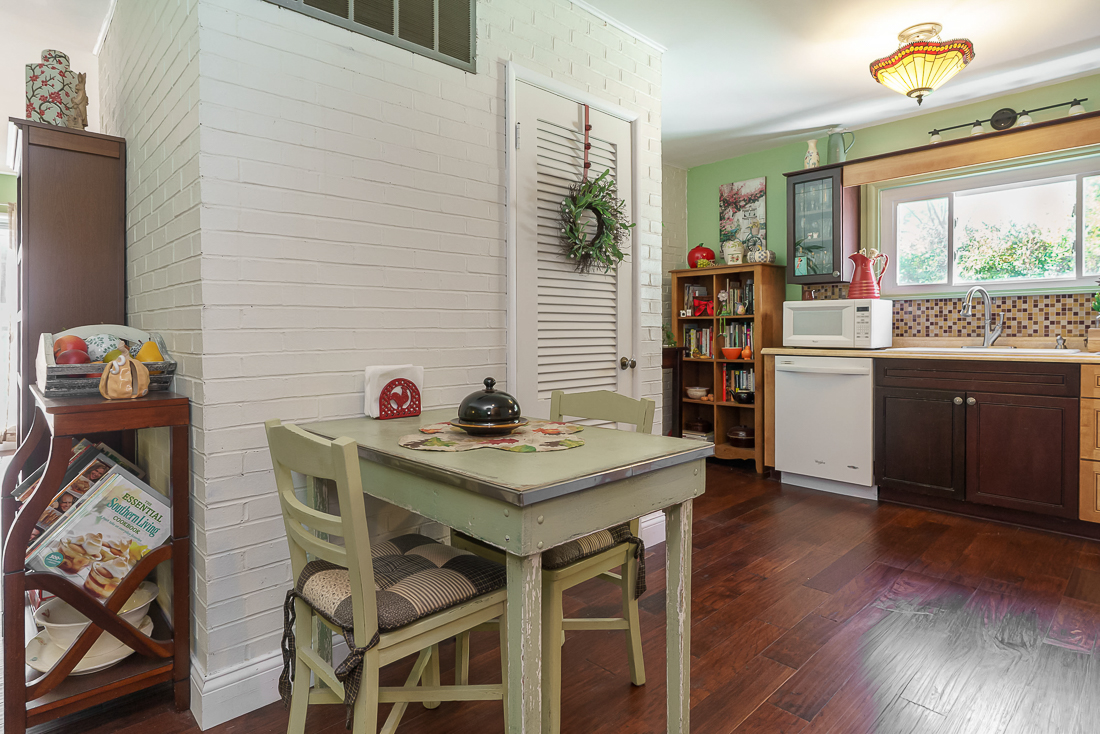 381 Darbyhurst Rd-11