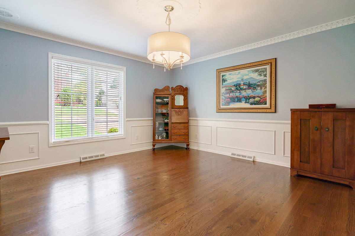 3823 Beecham Ct-28_29_30Natural01-Edit