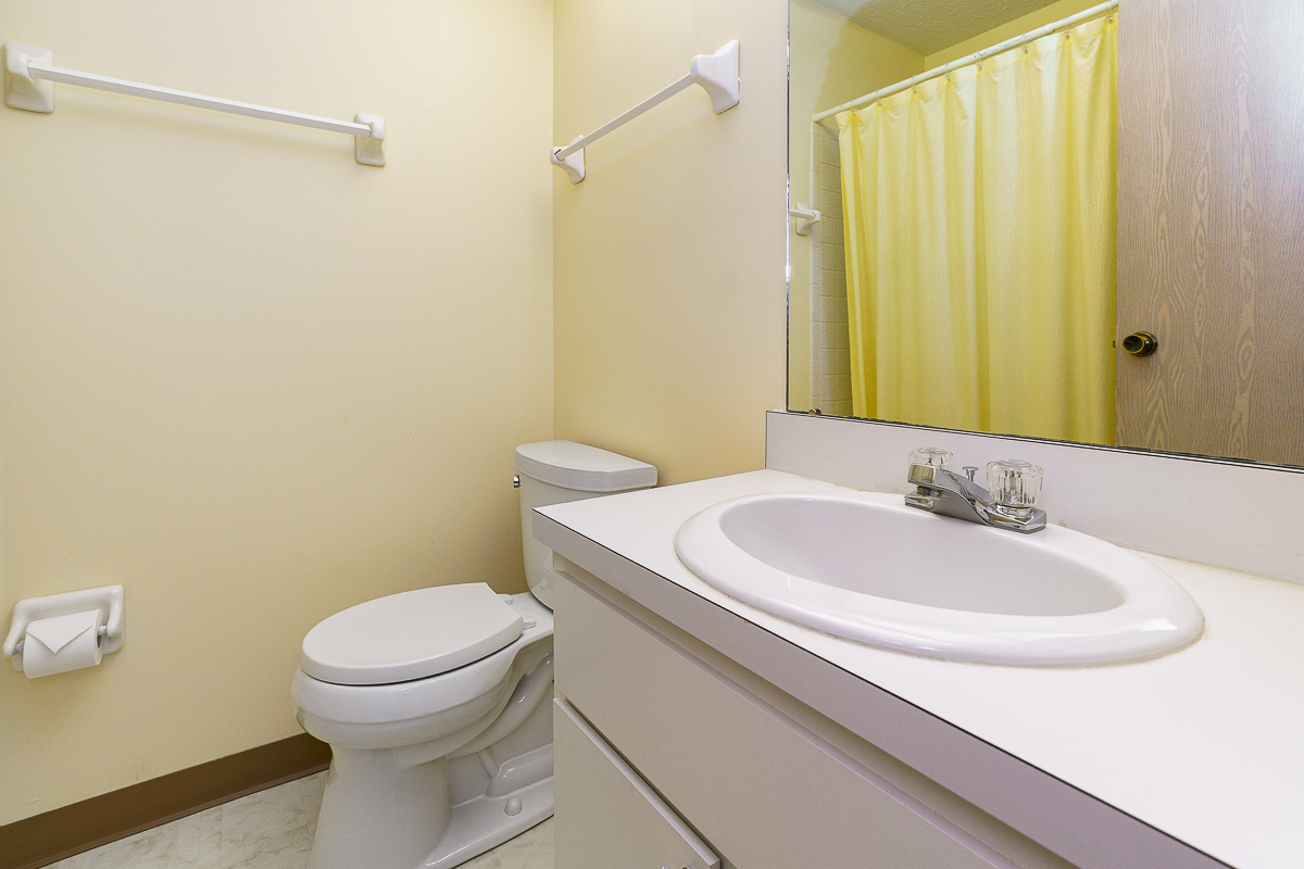 3832 Falls Circle Dr-25