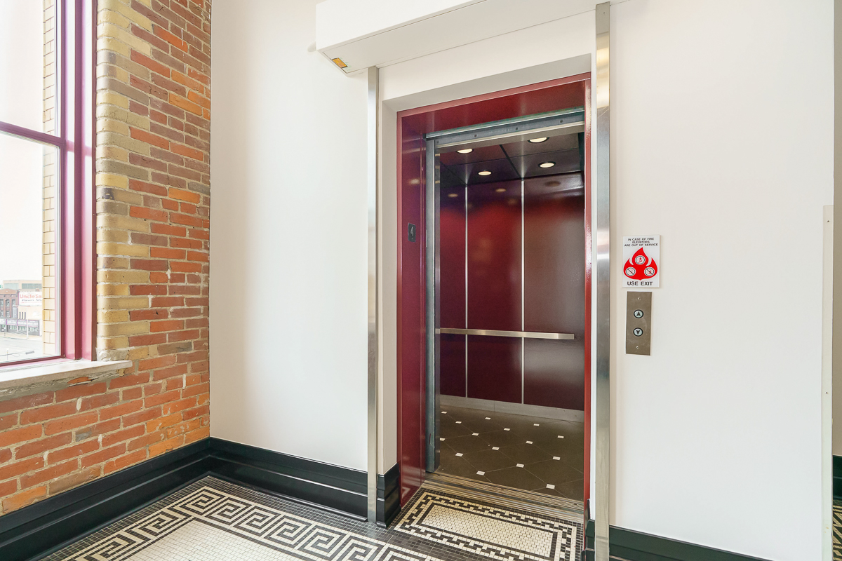 150 E Main St #405-11