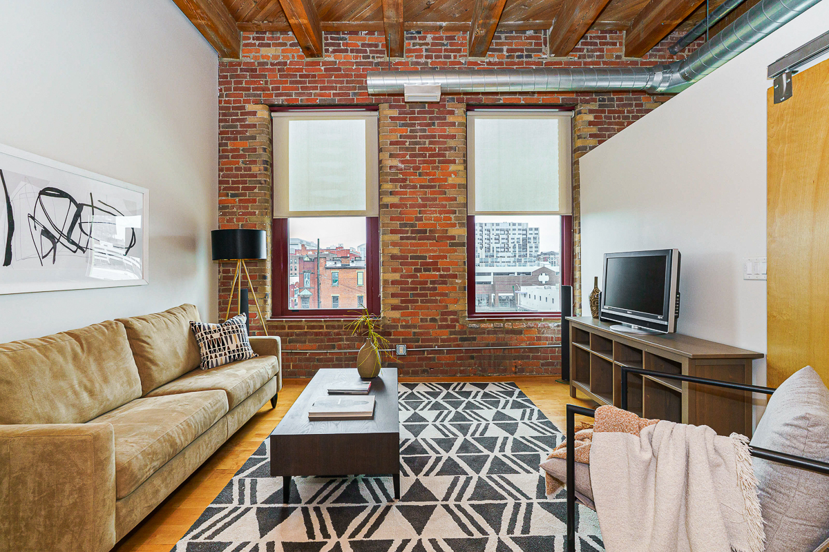 150 E Main St #405-13