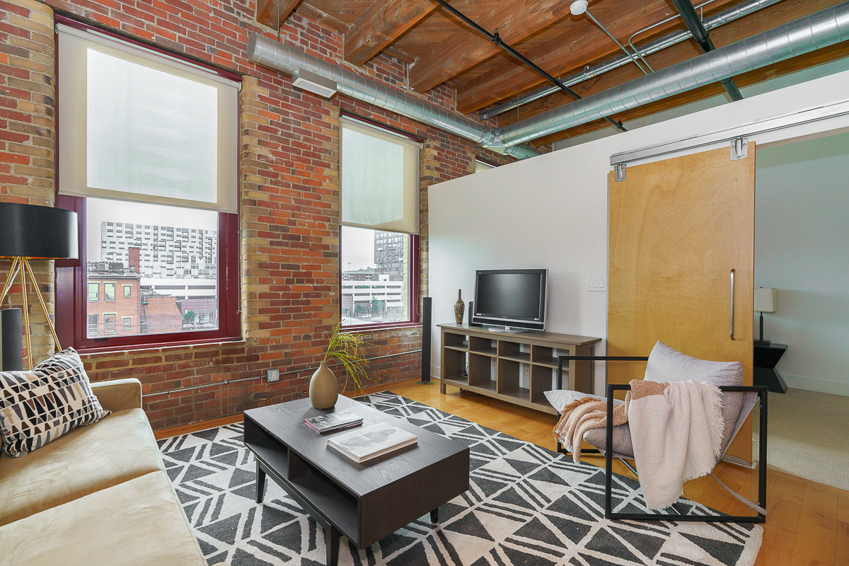 150 E Main St #405-15