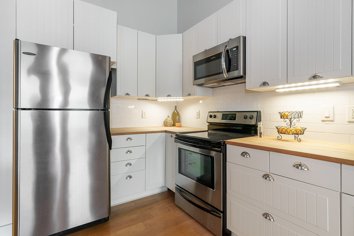 150 E Main St #405-20