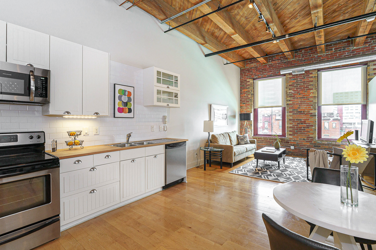 150 E Main St #405-22