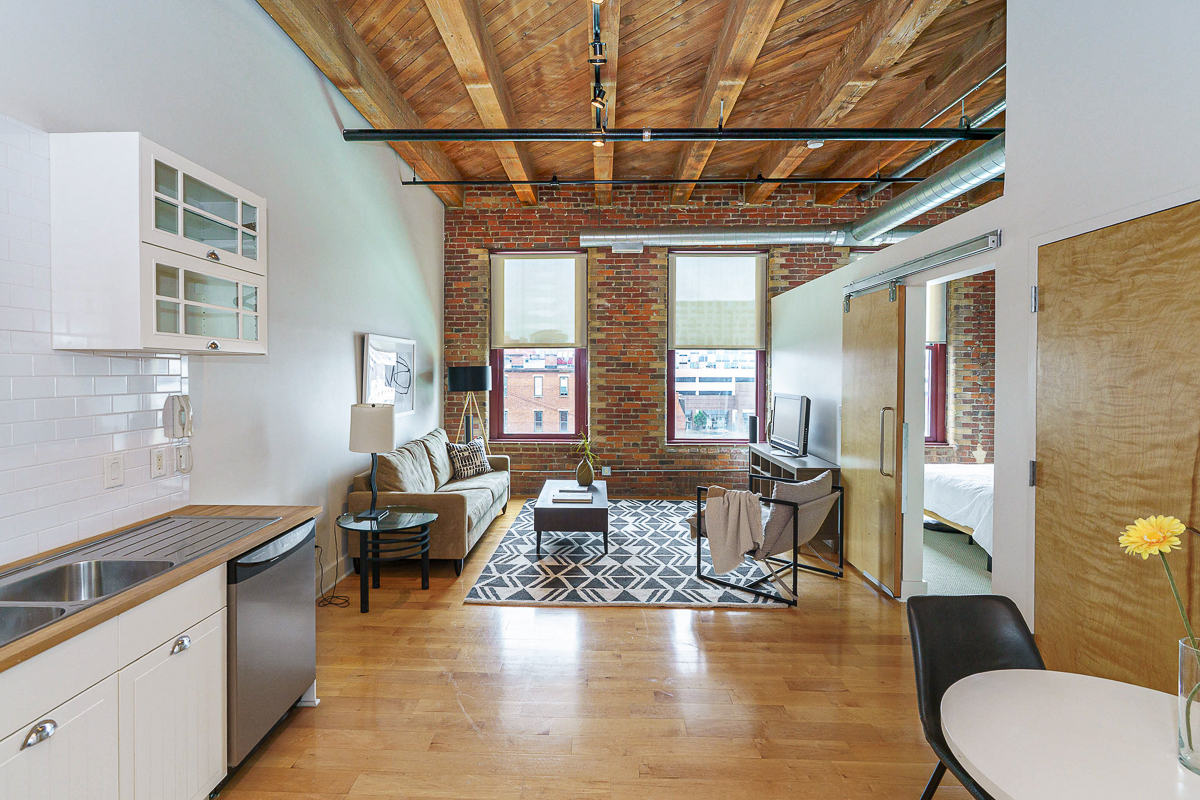 150 E Main St #405-23