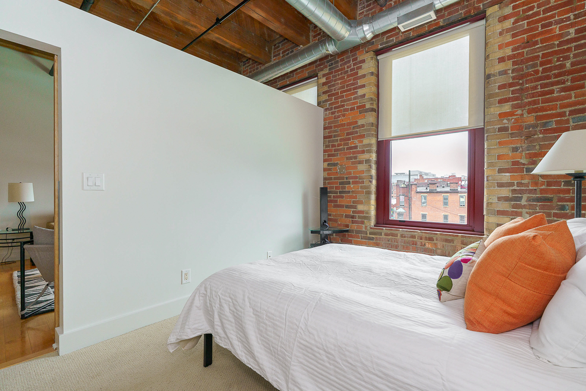 150 E Main St #405-31