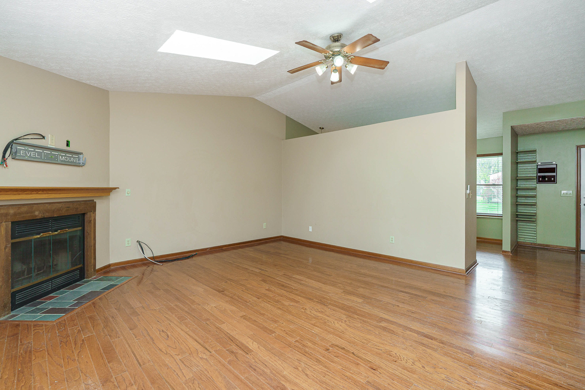 4182 Berryfield Dr-12