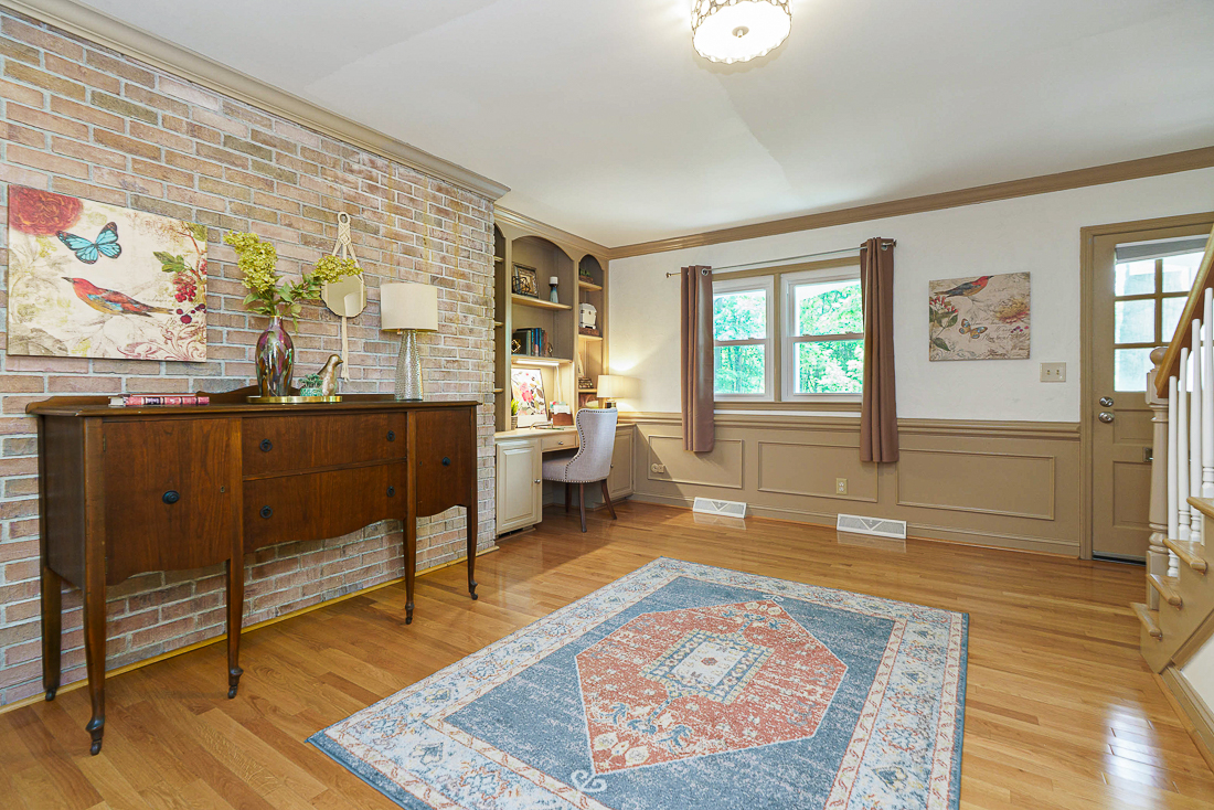 4211 Woodbridge Rd-31