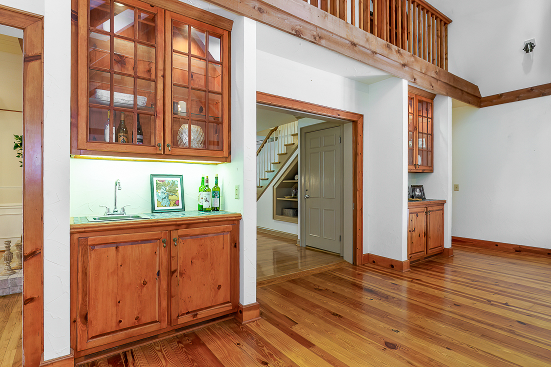 4211 Woodbridge Rd-40