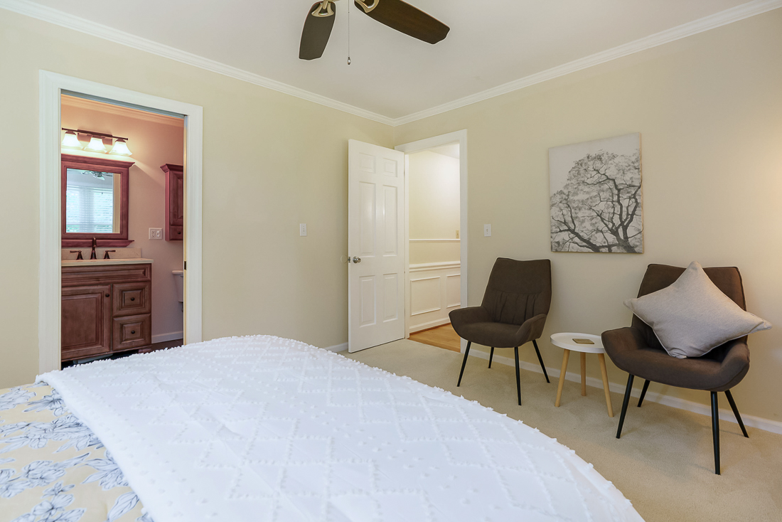 4211 Woodbridge Rd-47