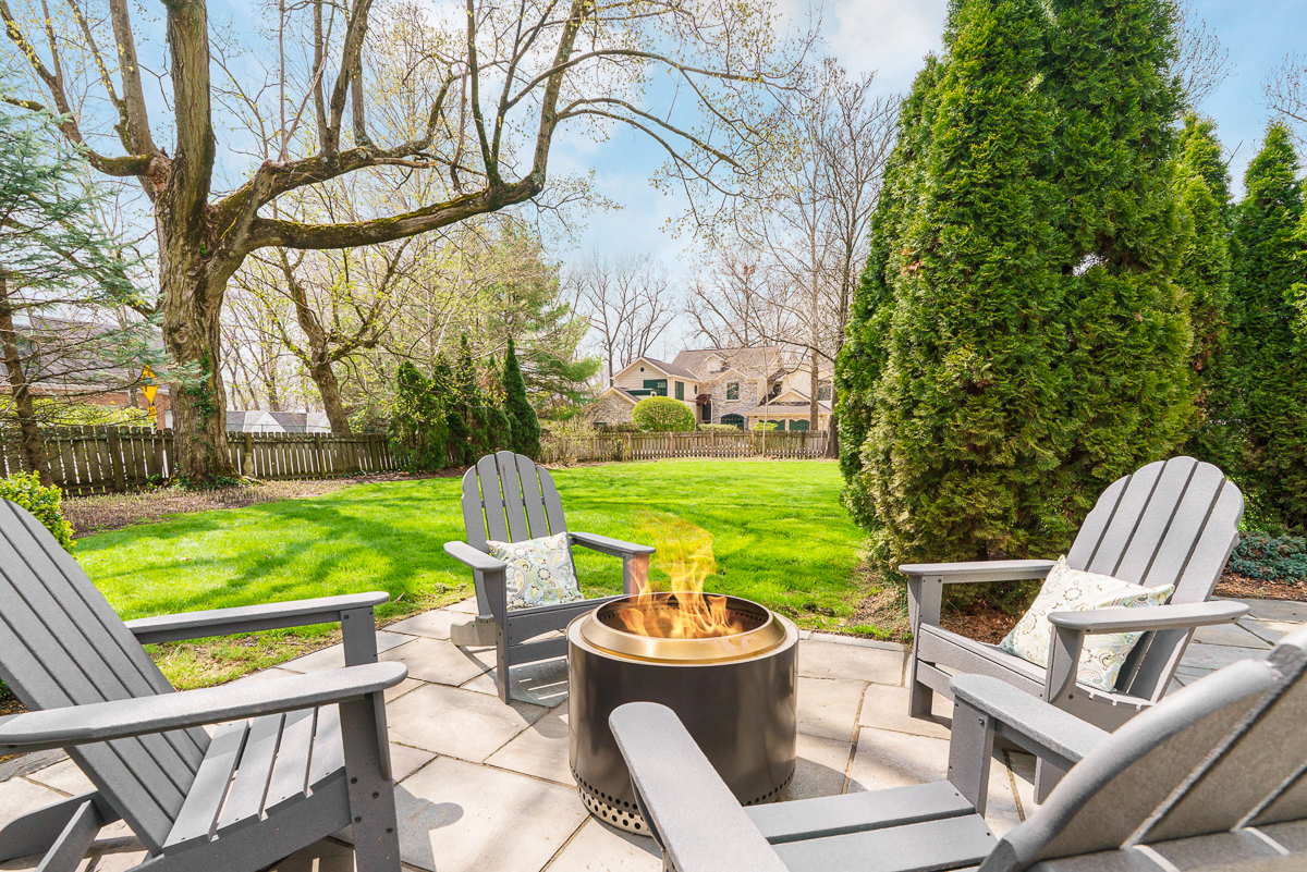 439 s Parkview Ave-18