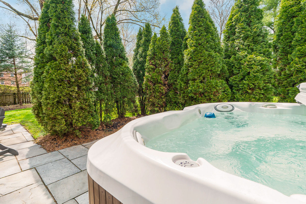 439 s Parkview Ave-19