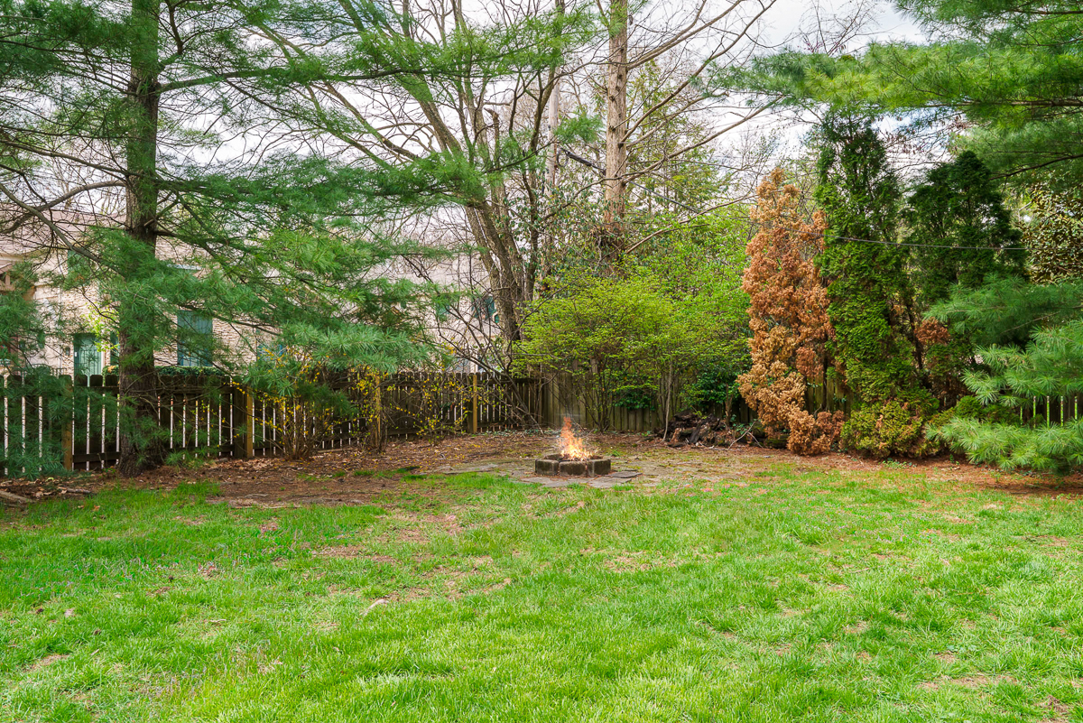 439 s Parkview Ave-23