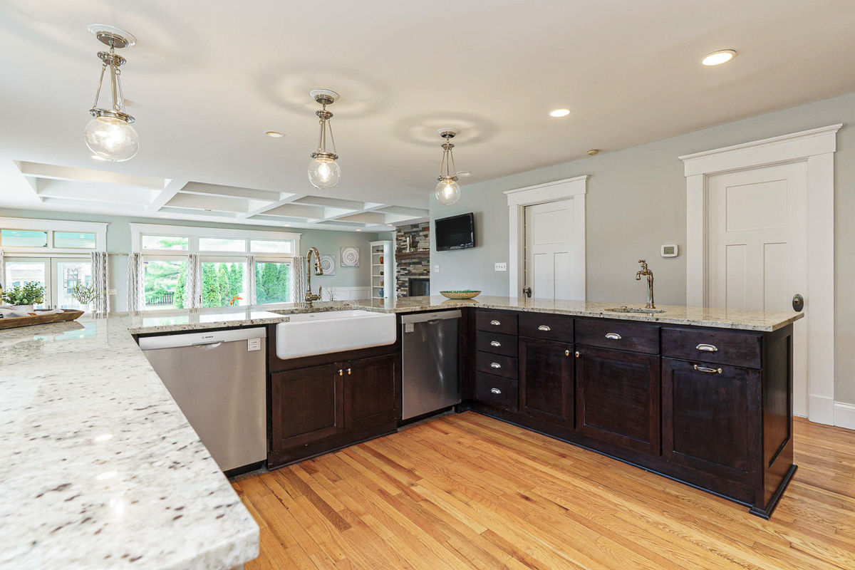 439 s Parkview Ave-49