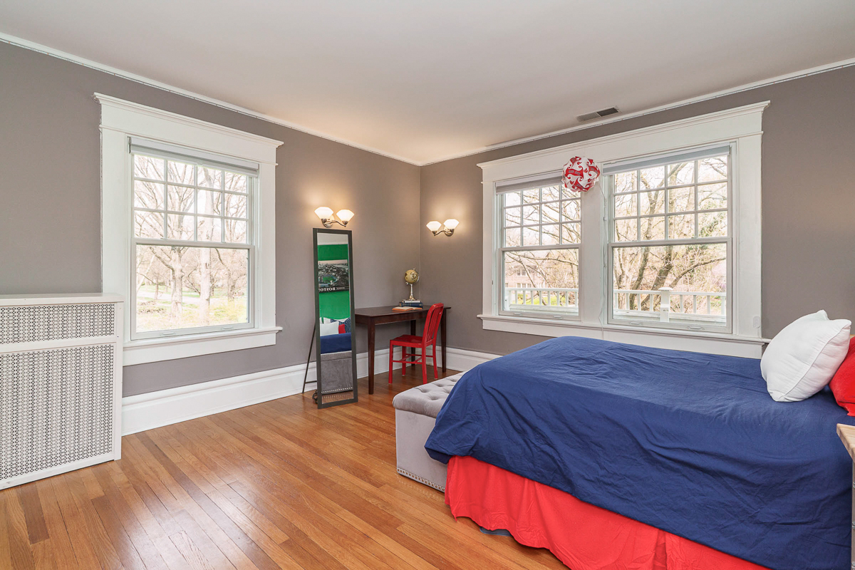 439 s Parkview Ave-68