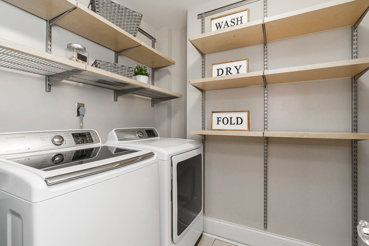 439 s Parkview Ave-75