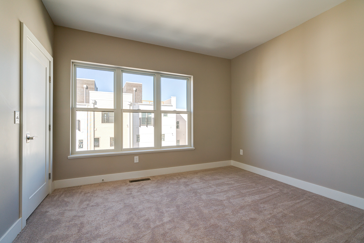 4446 Tuller Ridge-32