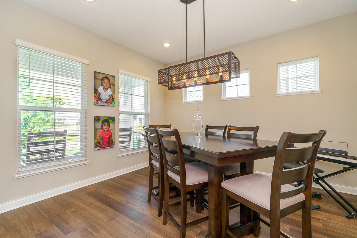 4880 Pinnacle Woods Dr-16