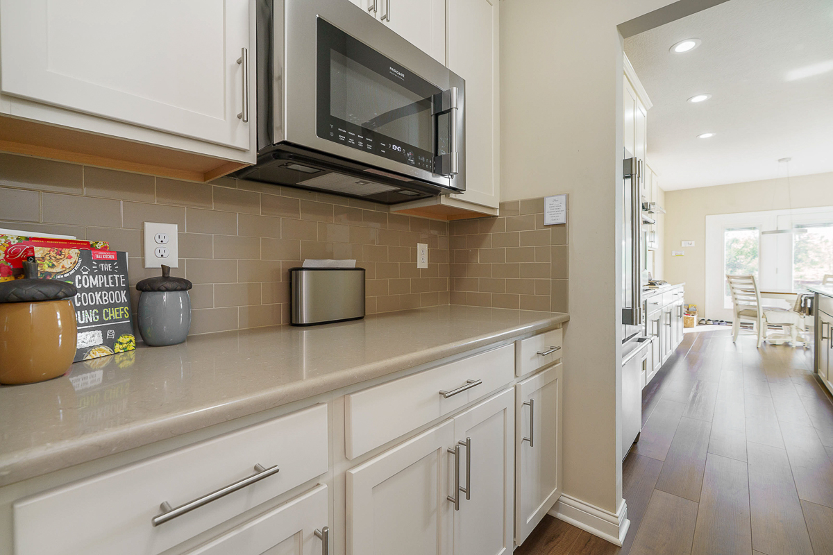 4880 Pinnacle Woods Dr-20