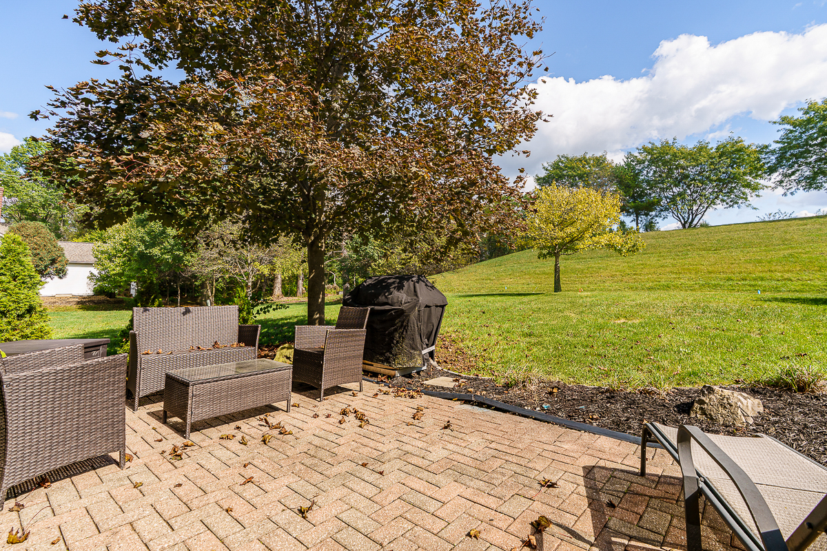 492 Glenside Lane-10