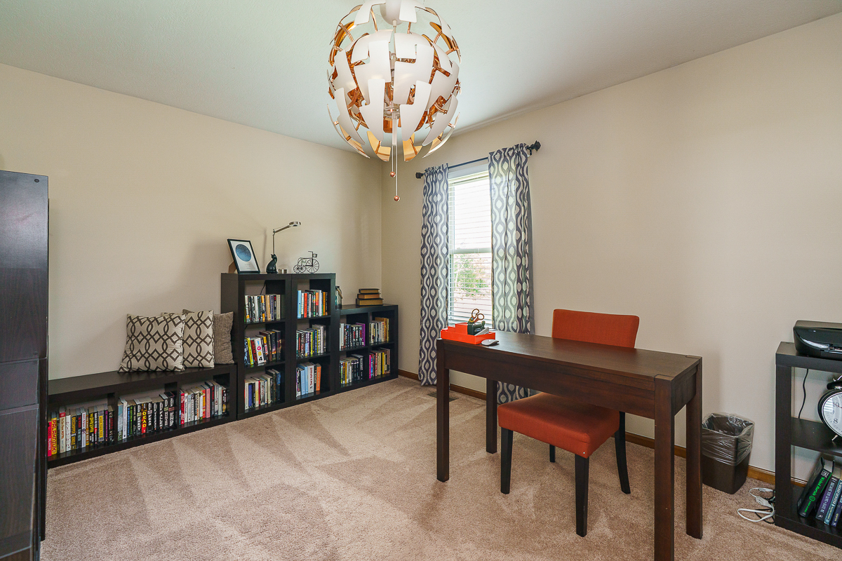 492 Glenside Lane-38