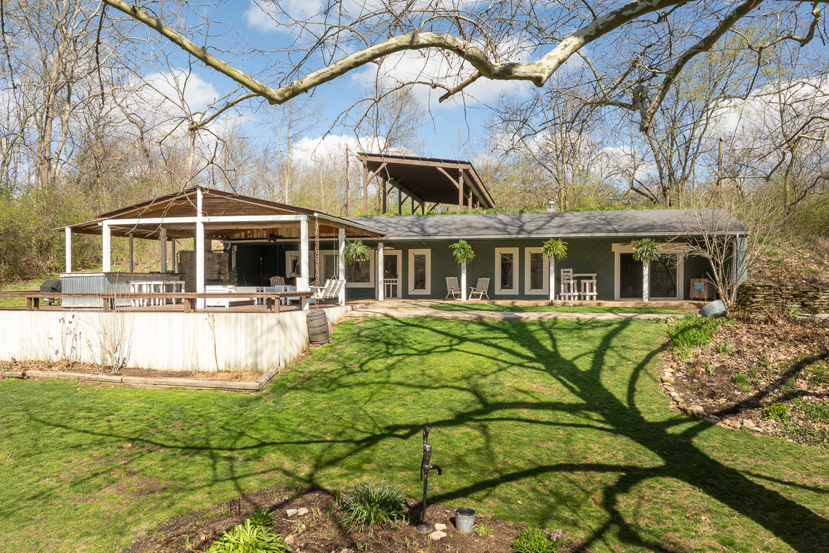 5000 Bellpoint Rd.-10